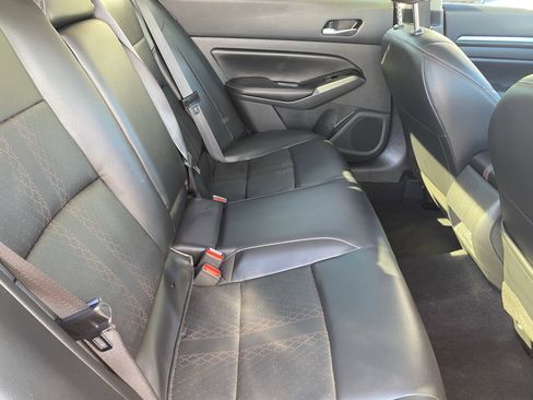 Used 2024 Nissan Altima 2.5 SR w/ SR Premium Package image 13