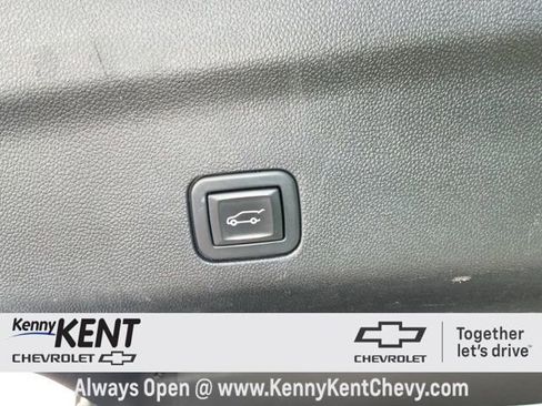 Used 2022 Chevrolet Tahoe RST w/ Luxury Package image 9