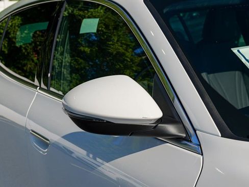 New 2025 Maserati Grecale Modena image 10