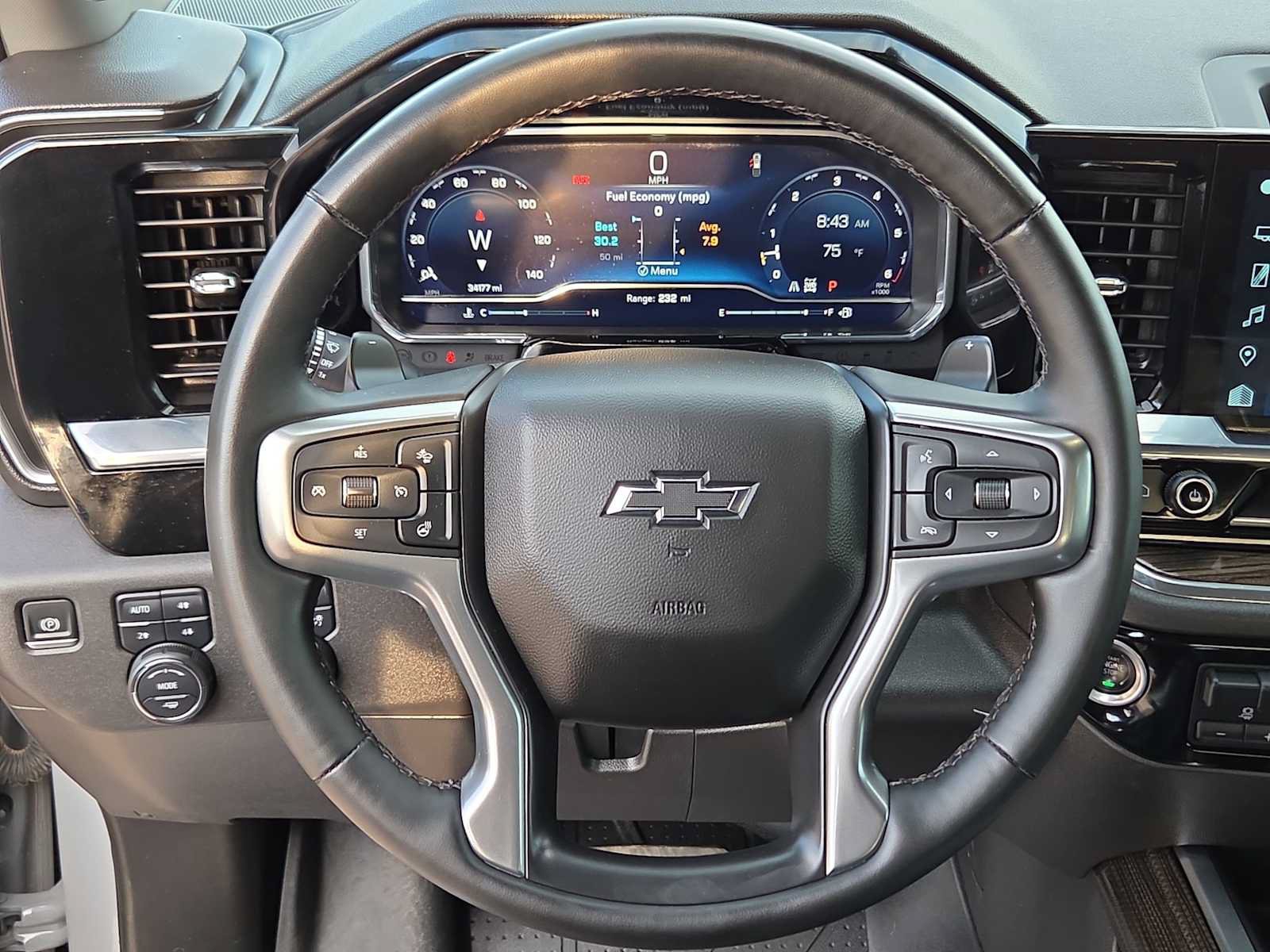 Used 2024 Chevrolet Silverado 1500 LT Trail Boss w/ Convenience Package II AWD/4WD image 19