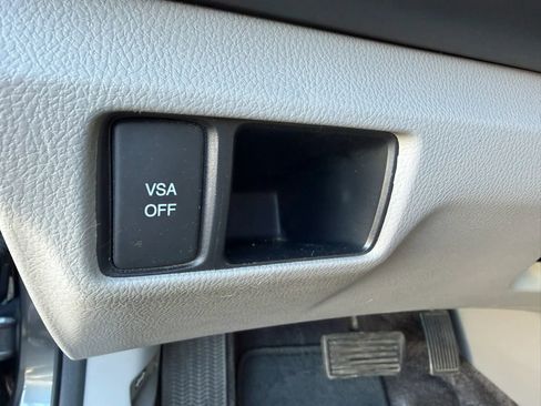 Used 2010 Honda Accord LX-P image 17