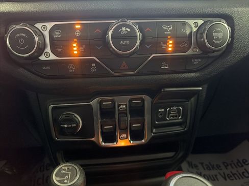 New 2026 Jeep Gladiator Sport AWD/4WD image 15