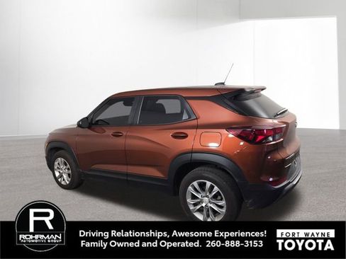 Used 2021 Chevrolet TrailBlazer LS FWD image 10