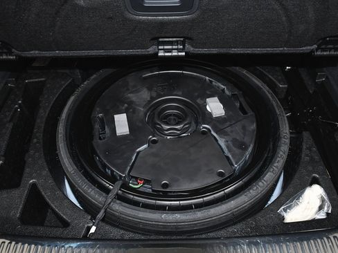 Used 2023 Audi SQ5 Premium Plus w/ Premium Plus Package image 81