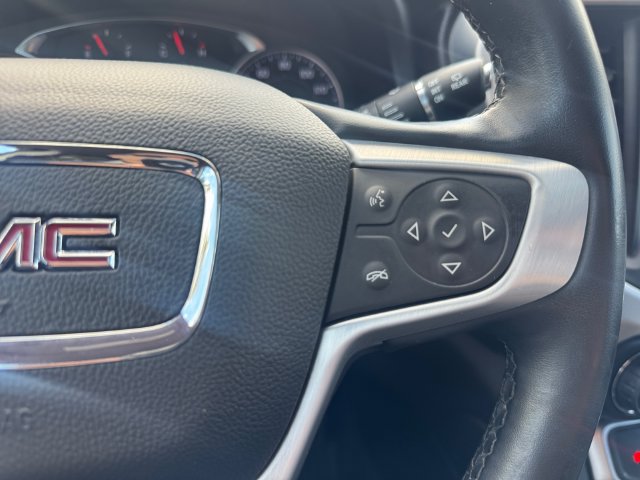 Used 2023 GMC Acadia SLT w/ Preferred Package AWD/4WD image 16