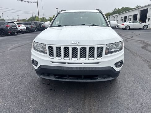 Used 2016 Jeep Compass High Altitude AWD/4WD image 9