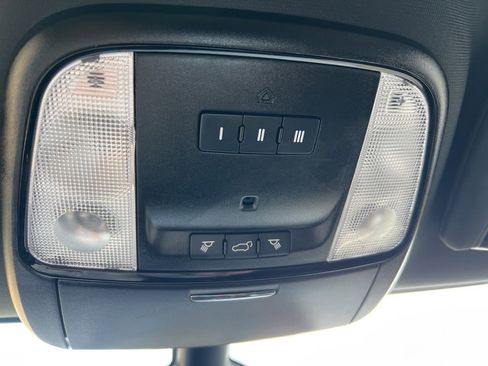 Used 2021 Dodge Durango R/T w/ Blacktop Package image 24