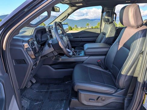 Used 2025 Ford F150 Lariat AWD/4WD image 14