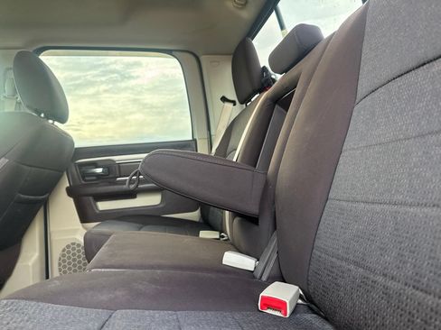 Used 2017 RAM 1500 Lone Star RWD image 34