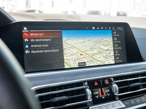 Used 2023 BMW X5 M50i w/ Climate Comfort Package image 33