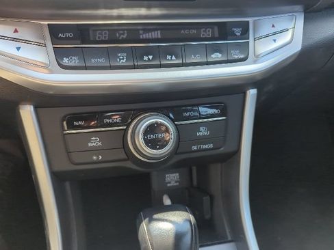 Used 2013 Honda Accord Touring image 8