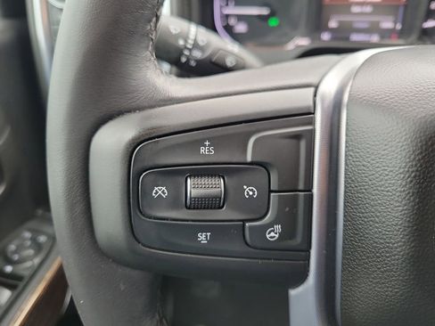 Used 2022 GMC Sierra 2500 SLE w/ SLE Value Package; AWD/4WD image 5