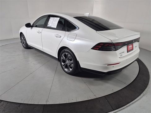 Used 2025 Honda Accord EX-L image 3