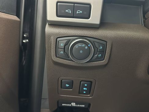 Used 2019 Ford F250 King Ranch w/ King Ranch Ultimate Package image 17