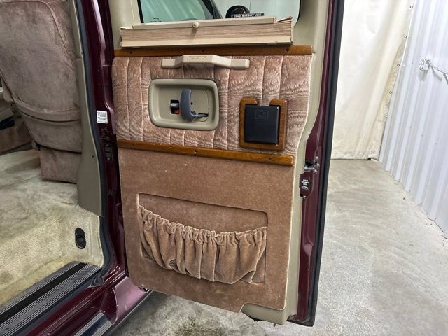 Used 1998 Chevrolet Express 1500 RWD image 20