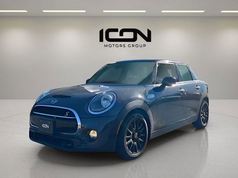 Used 2019 MINI Cooper S image 2