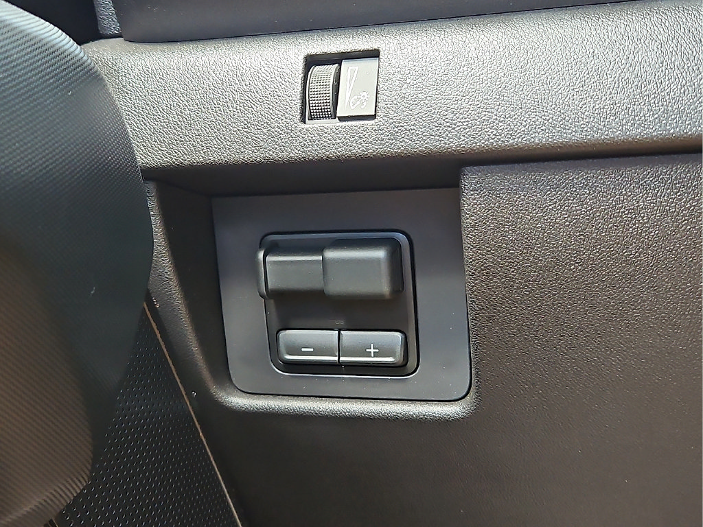 Used 2026 Chevrolet Colorado Trail Boss AWD/4WD image 15