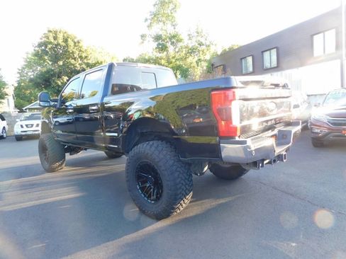 Used 2017 Ford F350 Lariat w/ Lariat Ultimate Package AWD/4WD image 3