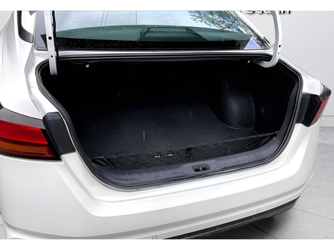 Used 2020 Nissan Altima 2.5 SR FWD image 37