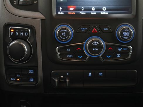 Used 2020 RAM 1500 Express w/ Wheel & Sound Group image 20