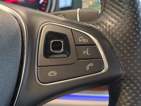 Used 2018 Mercedes-Benz E 300 image 24