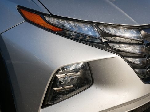 Used 2023 Hyundai Tucson SEL w/ Winter Package image 17