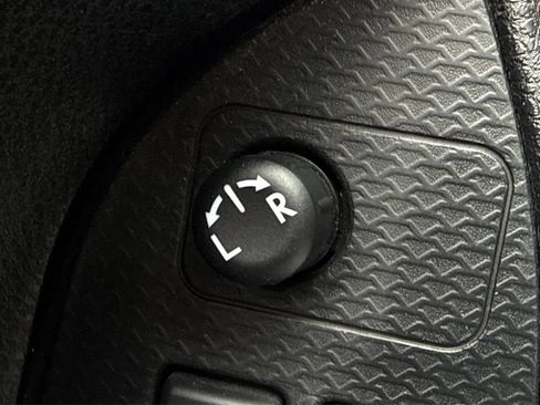 Used 2014 Scion FR-S RWD image 33