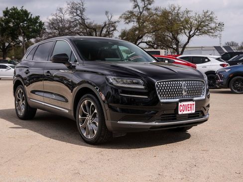 Used 2022 Lincoln Nautilus Reserve image 6