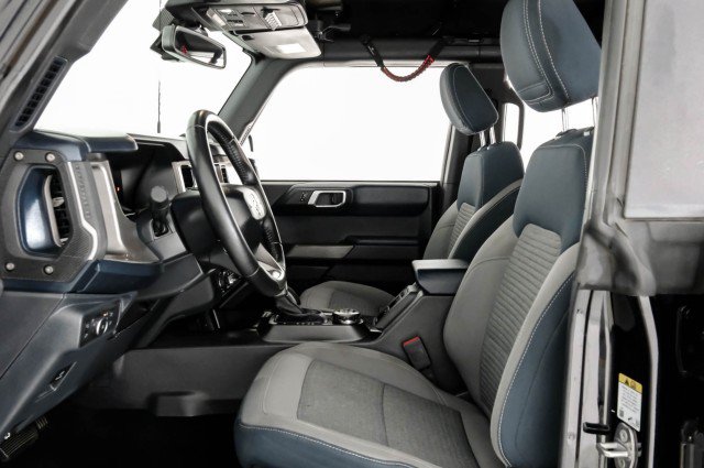 Used 2022 Ford Bronco Outer Banks w/ Sasquatch Package AWD/4WD image 37