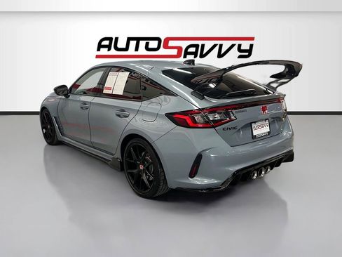 Used 2024 Honda Civic Type R image 5