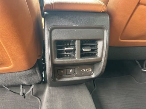 Used 2021 Cadillac XT4 Premium Luxury AWD/4WD image 22