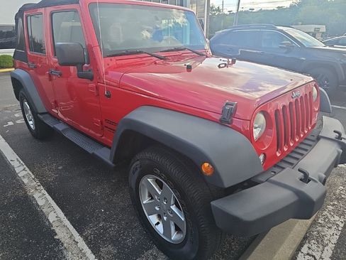 Used 2014 Jeep Wrangler Unlimited Sport w/ Quick Order Package 24S AWD/4WD image 3
