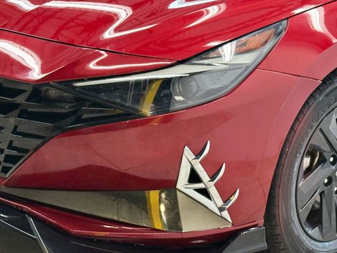 Used 2023 Hyundai Elantra SEL image 4