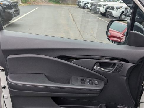 Used 2019 Honda Passport Touring image 12