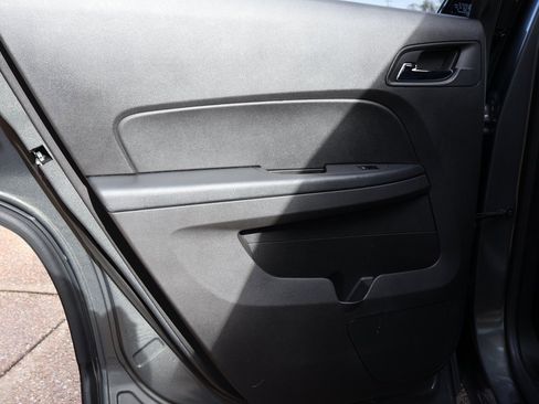 Used 2013 GMC Terrain SLE image 17