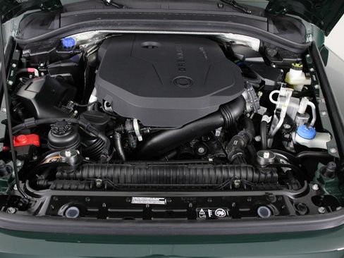 Used 2025 INEOS Grenadier Station Wagon AWD/4WD image 13