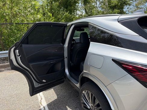 Used 2023 Lexus RX 350 AWD w/ Accessory Package (Z1) image 12