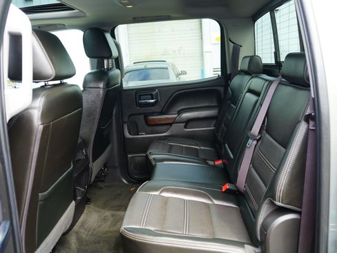 Used 2017 GMC Sierra 1500 Denali w/ Denali Ultimate Package AWD/4WD image 18