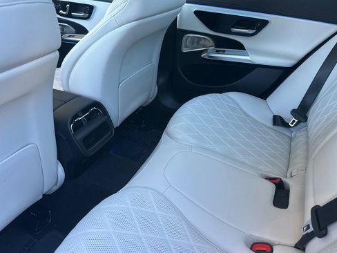 Certified 2024 Mercedes-Benz E 450 4MATIC Sedan image 12