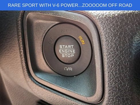 Used 2024 Jeep Wrangler Unlimited Sport AWD/4WD image 23
