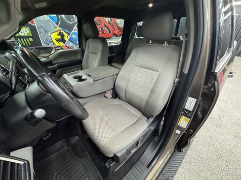 Used 2016 Ford F150 XLT w/ Equipment Group 302A Luxury image 9