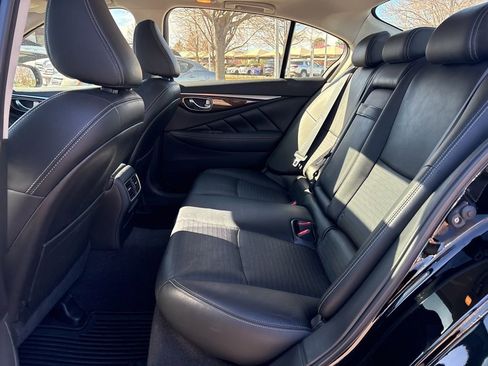 Used 2015 INFINITI Q50 Sport w/ Technology Package image 18