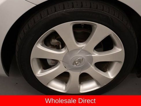 Used 2013 Hyundai Elantra Limited image 7