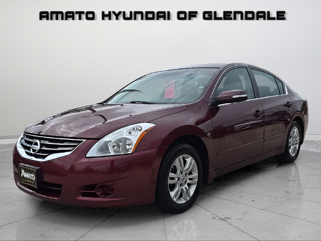 Used 2010 Nissan Altima 2.5 SL w/ SL Pkg FWD image 2