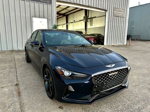 Used 2019 Genesis G70 2.0T Advanced w/ Sport Package RWD image 9