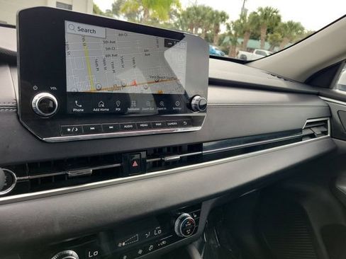 Used 2024 Mitsubishi Outlander SE FWD image 27
