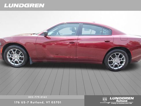 Used 2017 Dodge Charger SXT w/ Driver Confidence Group AWD/4WD image 9