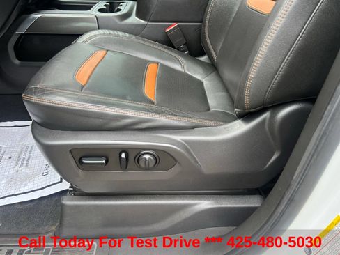 Used 2021 GMC Sierra 1500 AT4 w/ AT4 Carbonpro Edition AWD/4WD image 19
