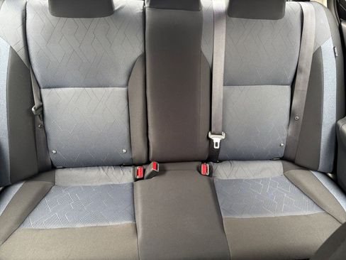 Used 2025 Nissan Versa SV FWD image 36
