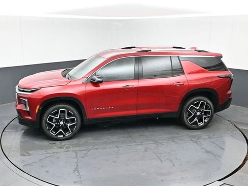 New 2026 Chevrolet Traverse High Country w/ LPO, Floor Liner Package FWD image 38